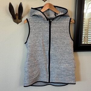 Lululemon Gray Sleeveless Zip-Up Scuba Hoodie Vest (Reversible)